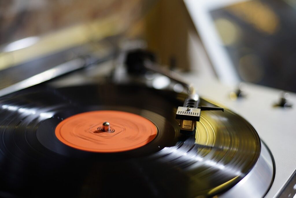 music player, record player, vinyl record-7792956.jpg